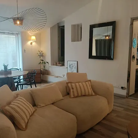 Atypique T3 Avec Terrasse Apartment *