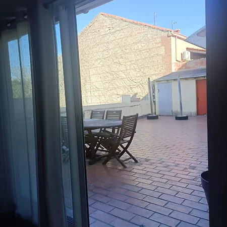 Apartment Atypique T3 Avec Terrasse *